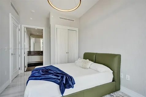 17901 Collins Avenue Sunny Isles Beach FL 33160