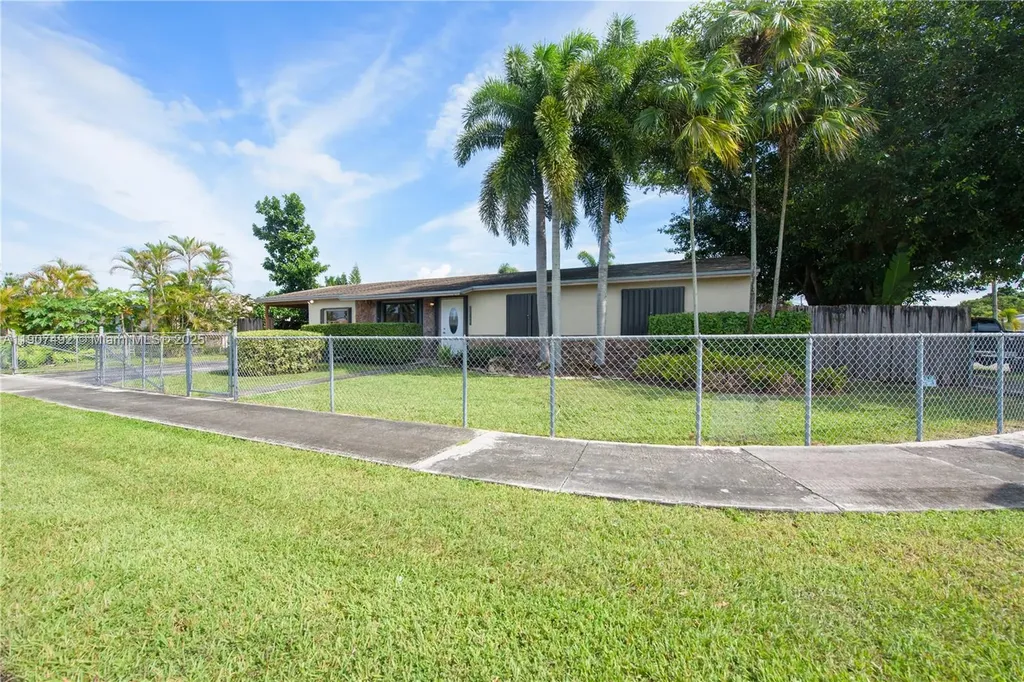 30715 SW 188th Court Homestead FL 33030