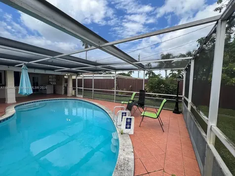2001 N 41st Avenue Hollywood FL 33021