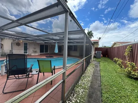 2001 N 41st Avenue Hollywood FL 33021