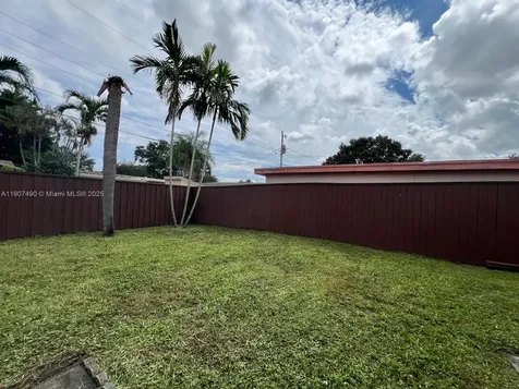2001 N 41st Avenue Hollywood FL 33021