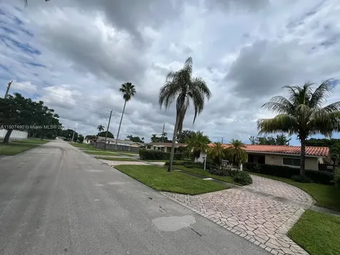 2001 N 41st Avenue Hollywood FL 33021