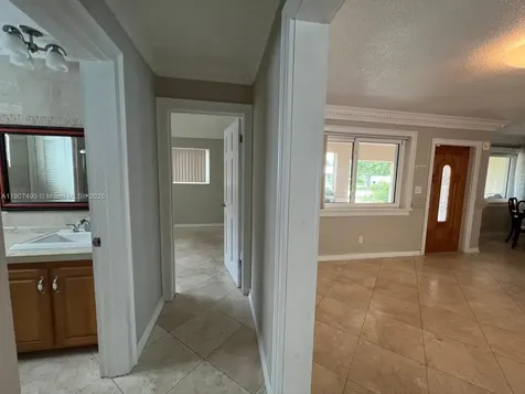 2001 N 41st Avenue Hollywood FL 33021