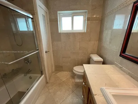 2001 N 41st Avenue Hollywood FL 33021