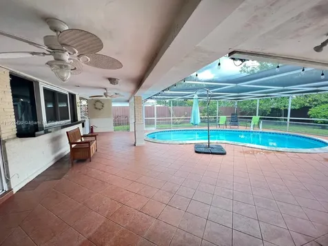 2001 N 41st Avenue Hollywood FL 33021