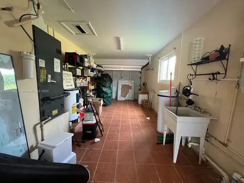 2001 N 41st Avenue Hollywood FL 33021