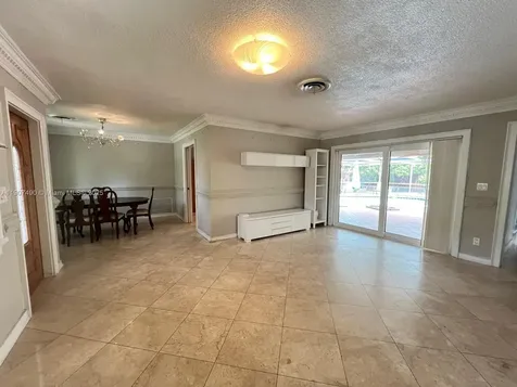 2001 N 41st Avenue Hollywood FL 33021
