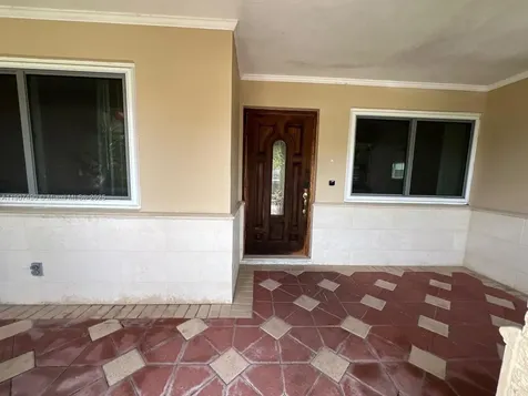 2001 N 41st Avenue Hollywood FL 33021