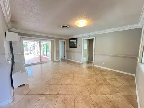 2001 N 41st Avenue Hollywood FL 33021