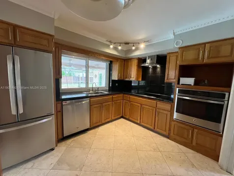 2001 N 41st Avenue Hollywood FL 33021
