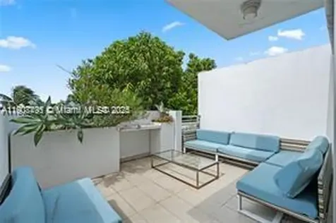 1600 Michigan Avenue Miami Beach FL 33139