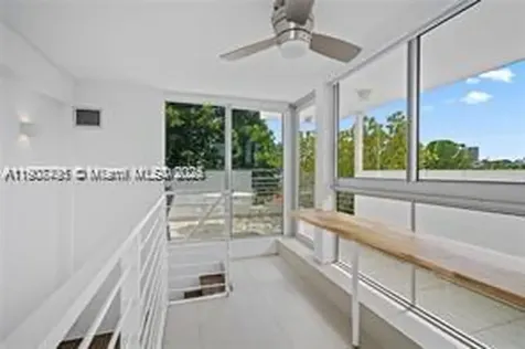 1600 Michigan Avenue Miami Beach FL 33139