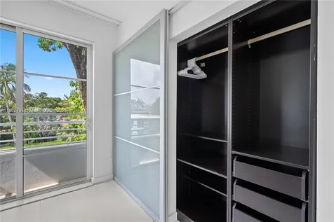 1600 Michigan Avenue Miami Beach FL 33139