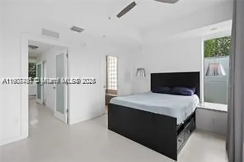 1600 Michigan Avenue Miami Beach FL 33139