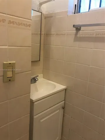 1374 NE 176 Street North Miami Beach FL 33162