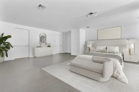 3301 NE 1st Avenue Miami FL 33137