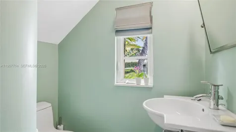 4805 Cherokee Avenue Miami Beach FL 33140