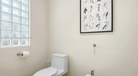 4805 Cherokee Avenue Miami Beach FL 33140