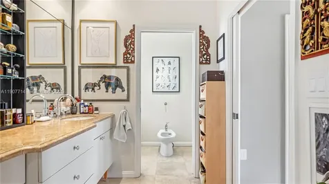 4805 Cherokee Avenue Miami Beach FL 33140