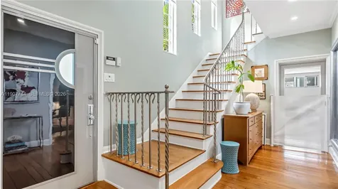 4805 Cherokee Avenue Miami Beach FL 33140