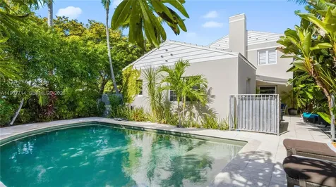 4805 Cherokee Avenue Miami Beach FL 33140