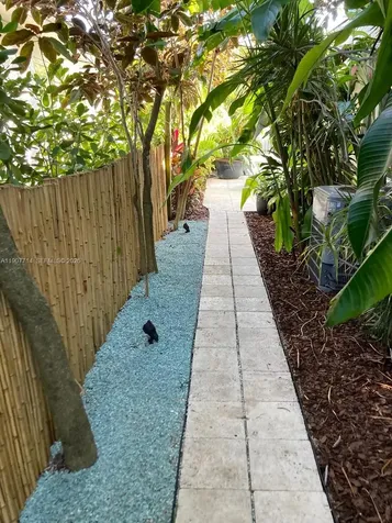 4805 Cherokee Avenue Miami Beach FL 33140