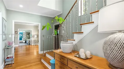 4805 Cherokee Avenue Miami Beach FL 33140