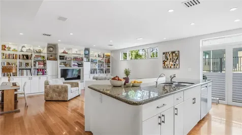 4805 Cherokee Avenue Miami Beach FL 33140