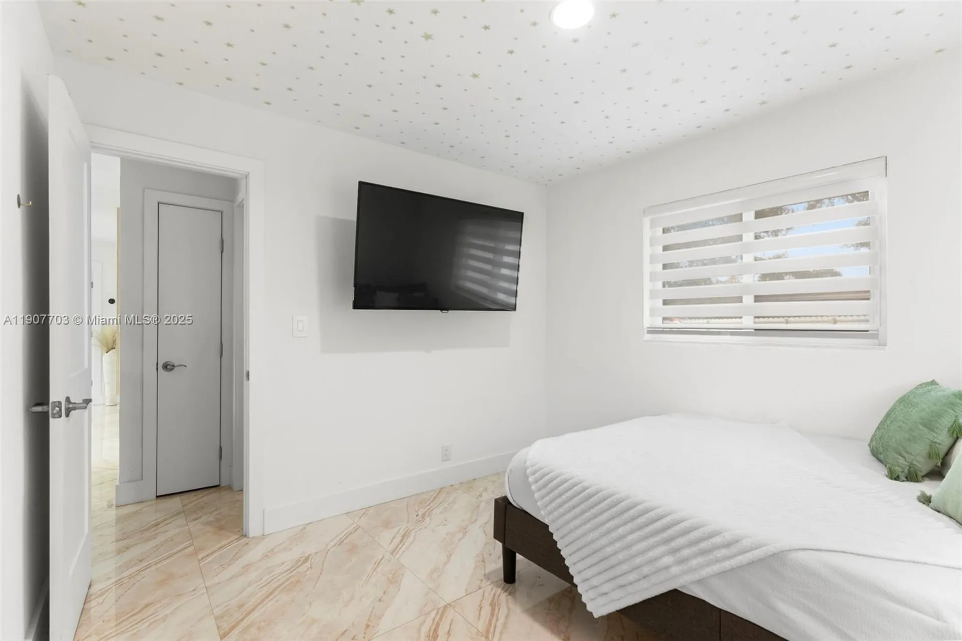 1823 SW 29th Street Fort Lauderdale FL 33315