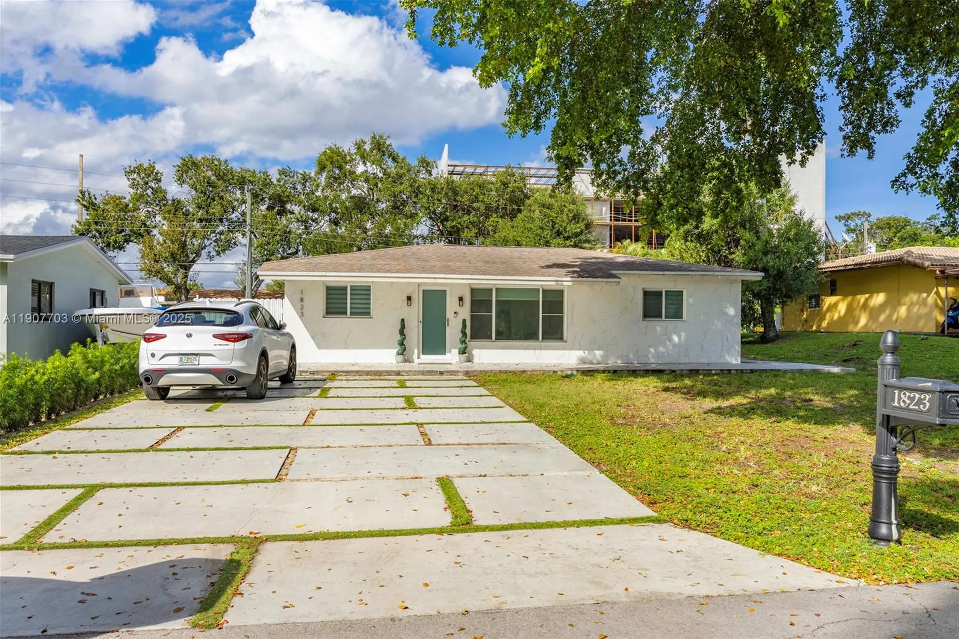 1823 SW 29th Street Fort Lauderdale FL 33315