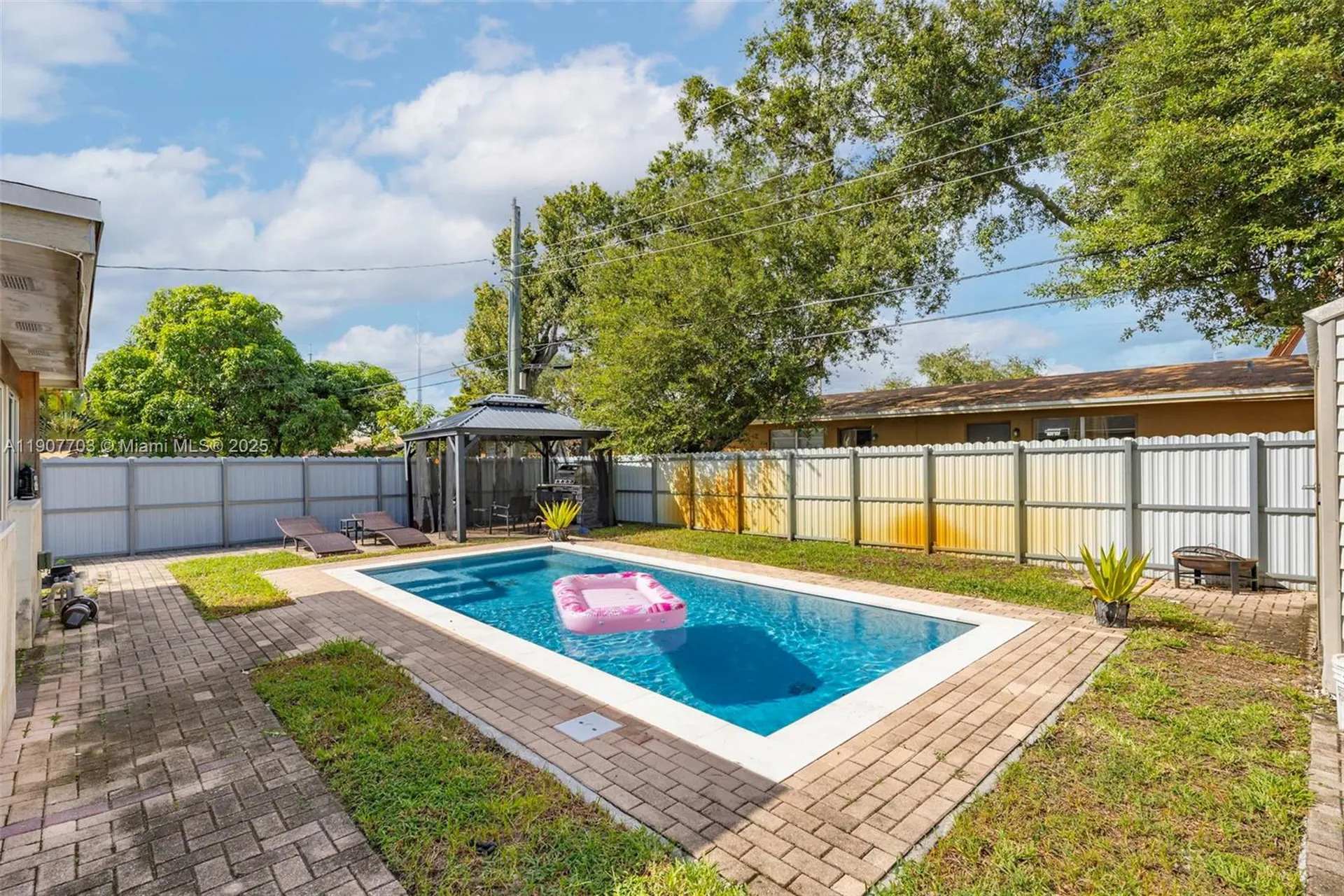 1823 SW 29th Street Fort Lauderdale FL 33315