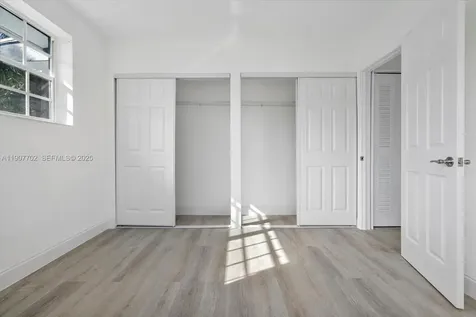 261 NE 172nd Street North Miami Beach FL 33162