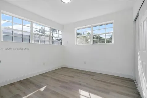 261 NE 172nd Street North Miami Beach FL 33162
