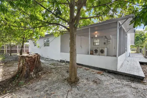 261 NE 172nd Street North Miami Beach FL 33162