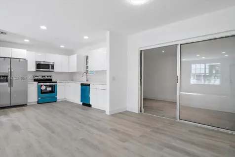 261 NE 172nd Street North Miami Beach FL 33162