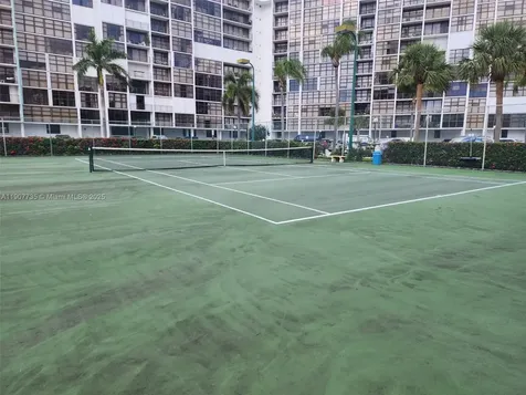 600 Parkview Drive Hallandale Beach FL 33009