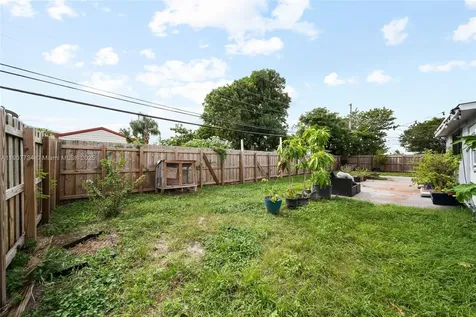 1889 NW 6th Avenue Pompano Beach FL 33060