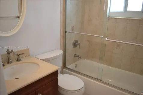 3221 SW 93rd Place Miami FL 33165