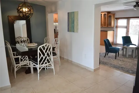 3221 SW 93rd Place Miami FL 33165