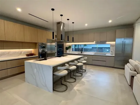 9024 Abbott Avenue Surfside FL 33154-3236