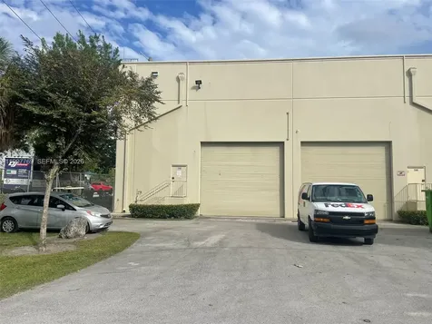 10900 NW 21st Sweetwater FL 33172
