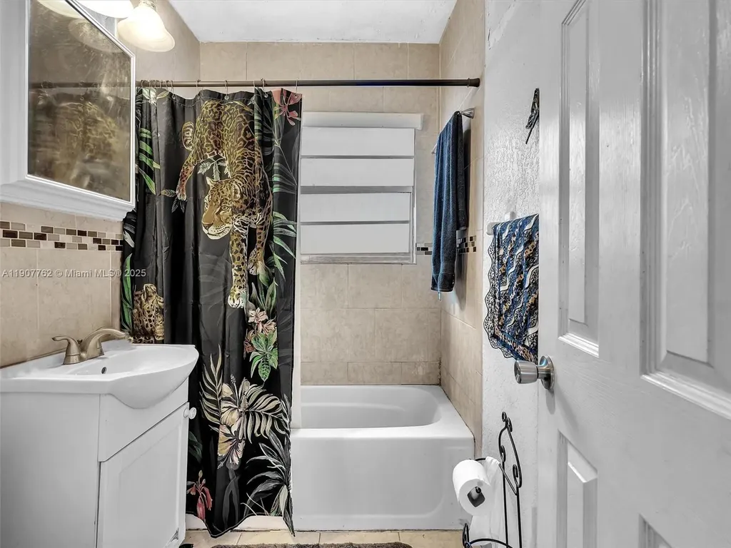 1307 NW 11 Street Fort Lauderdale FL 33311