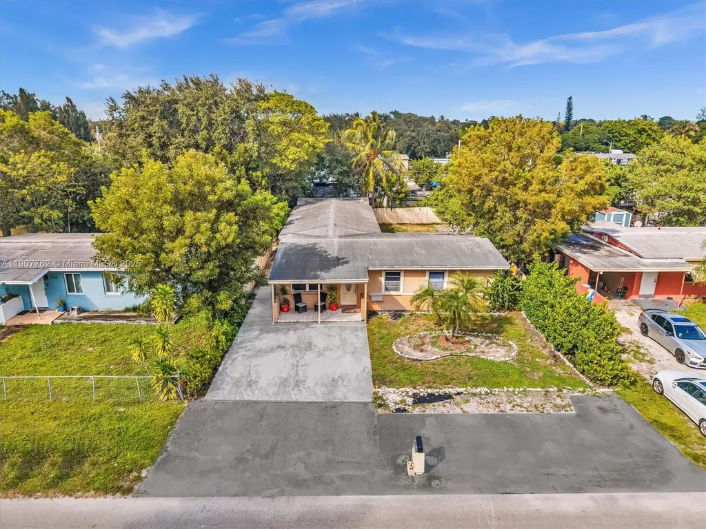 1307 NW 11 Street Fort Lauderdale FL 33311