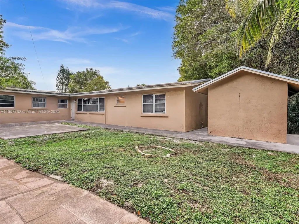 1307 NW 11 Street Fort Lauderdale FL 33311