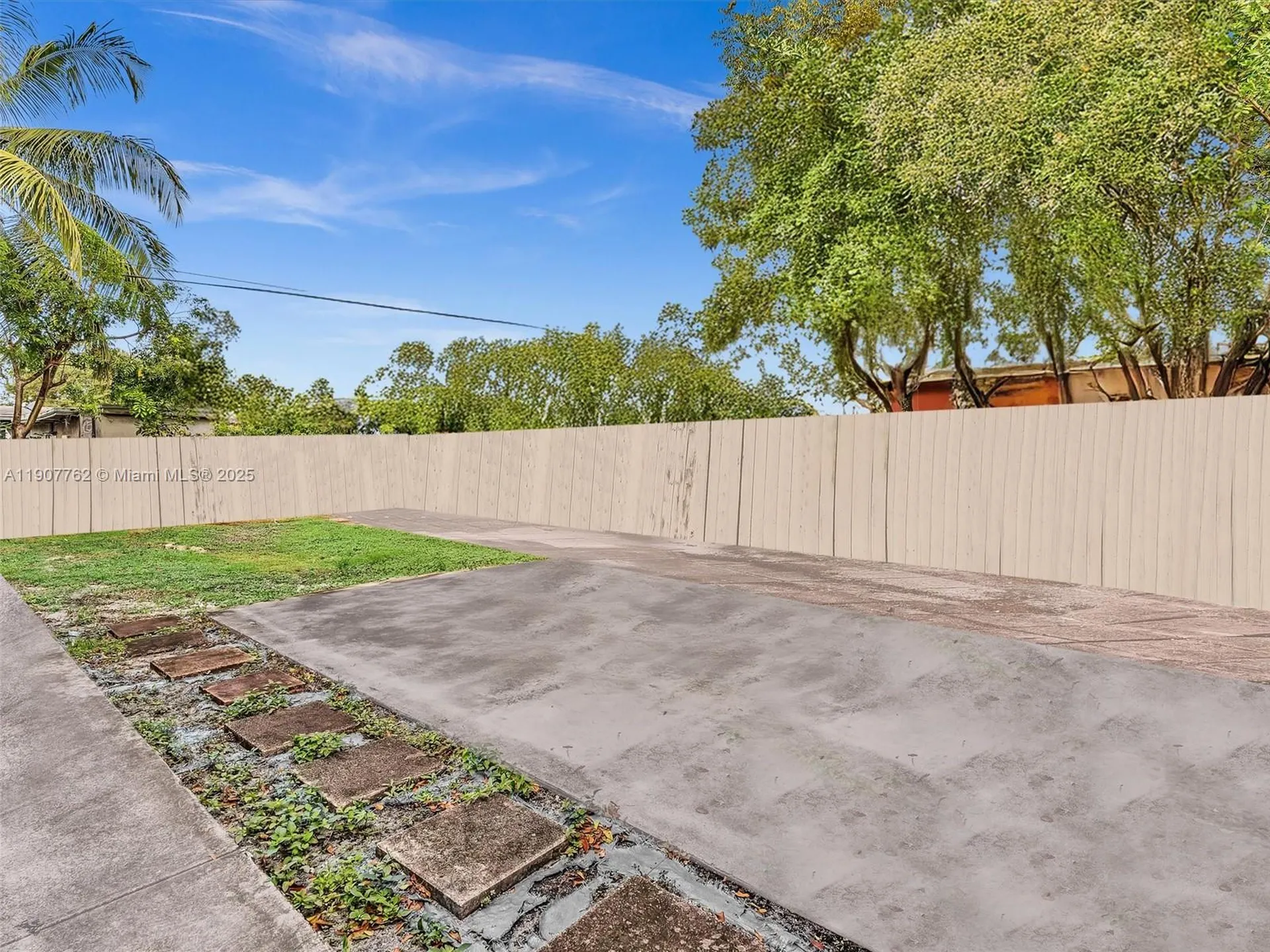 1307 NW 11 Street Fort Lauderdale FL 33311