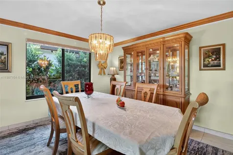 15010 Dunbarton Place Miami Lakes FL 33016