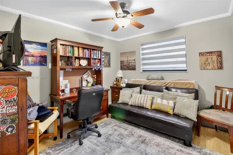 15010 Dunbarton Place Miami Lakes FL 33016