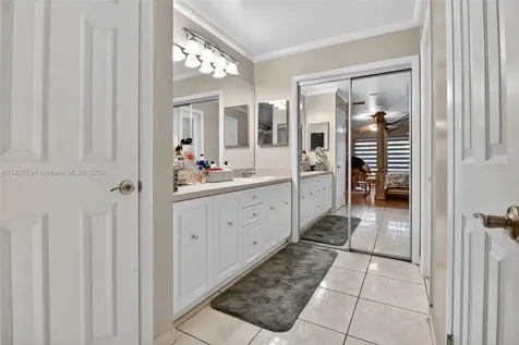 15010 Dunbarton Place Miami Lakes FL 33016