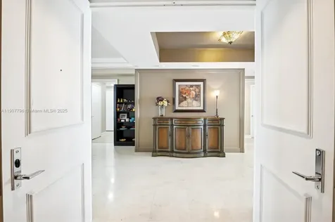 789 Crandon Boulevard Key Biscayne FL 33149