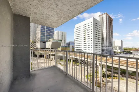 850 N Miami Avenue Miami FL 33136